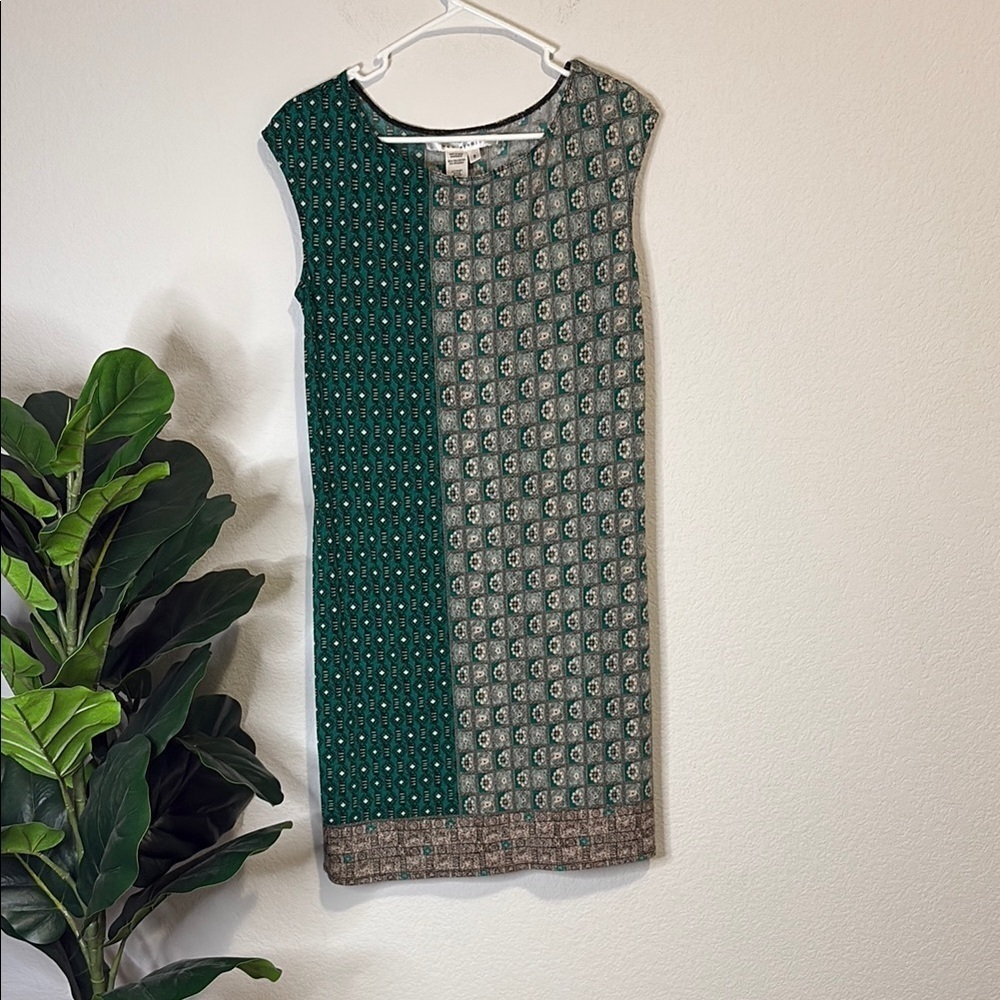 Max Studio Green geometric print sleeveless dress Small